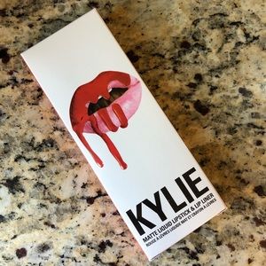 Kylie 22 Lip Kit